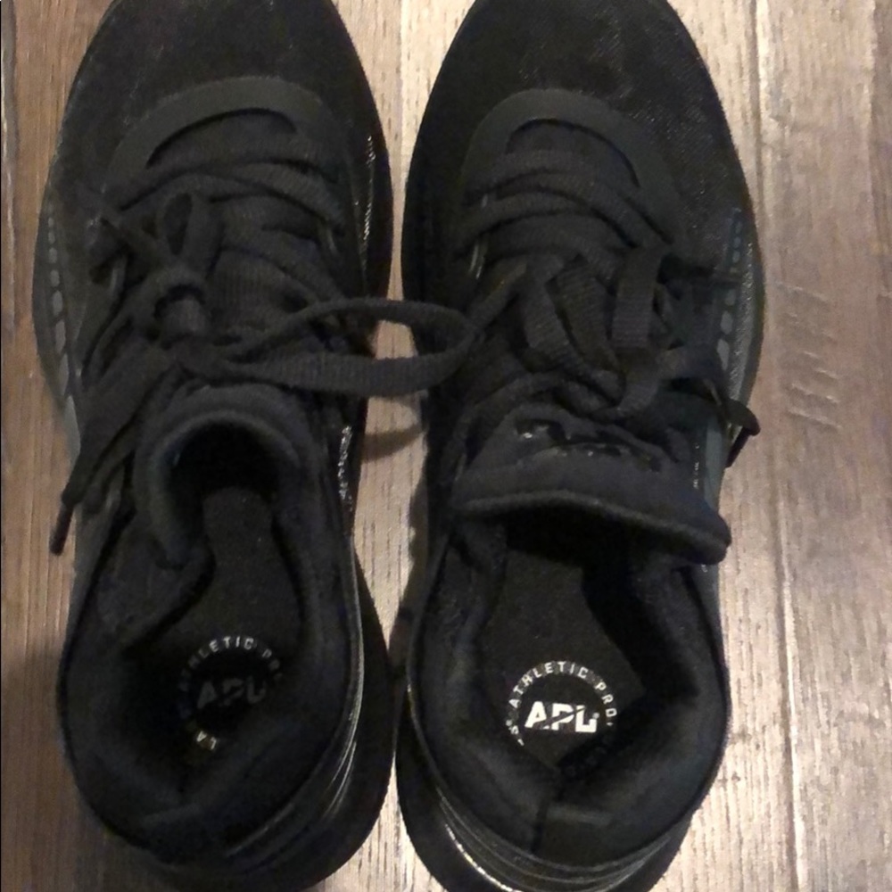APL PRISM RUNNING SHOES
